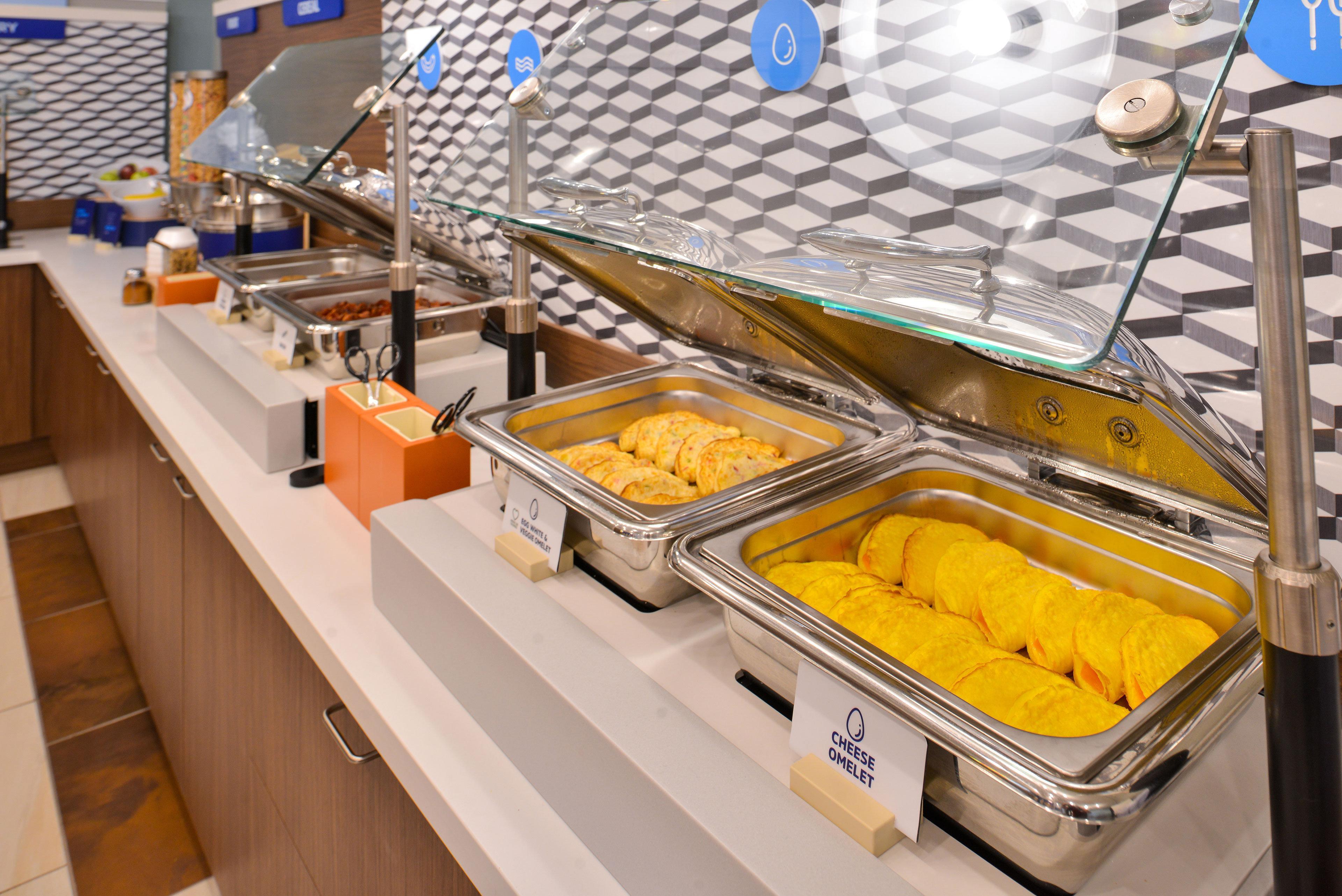 Holiday Inn Express Hotel & Suites Watertown - Thousand Islands By Ihg Dış mekan fotoğraf